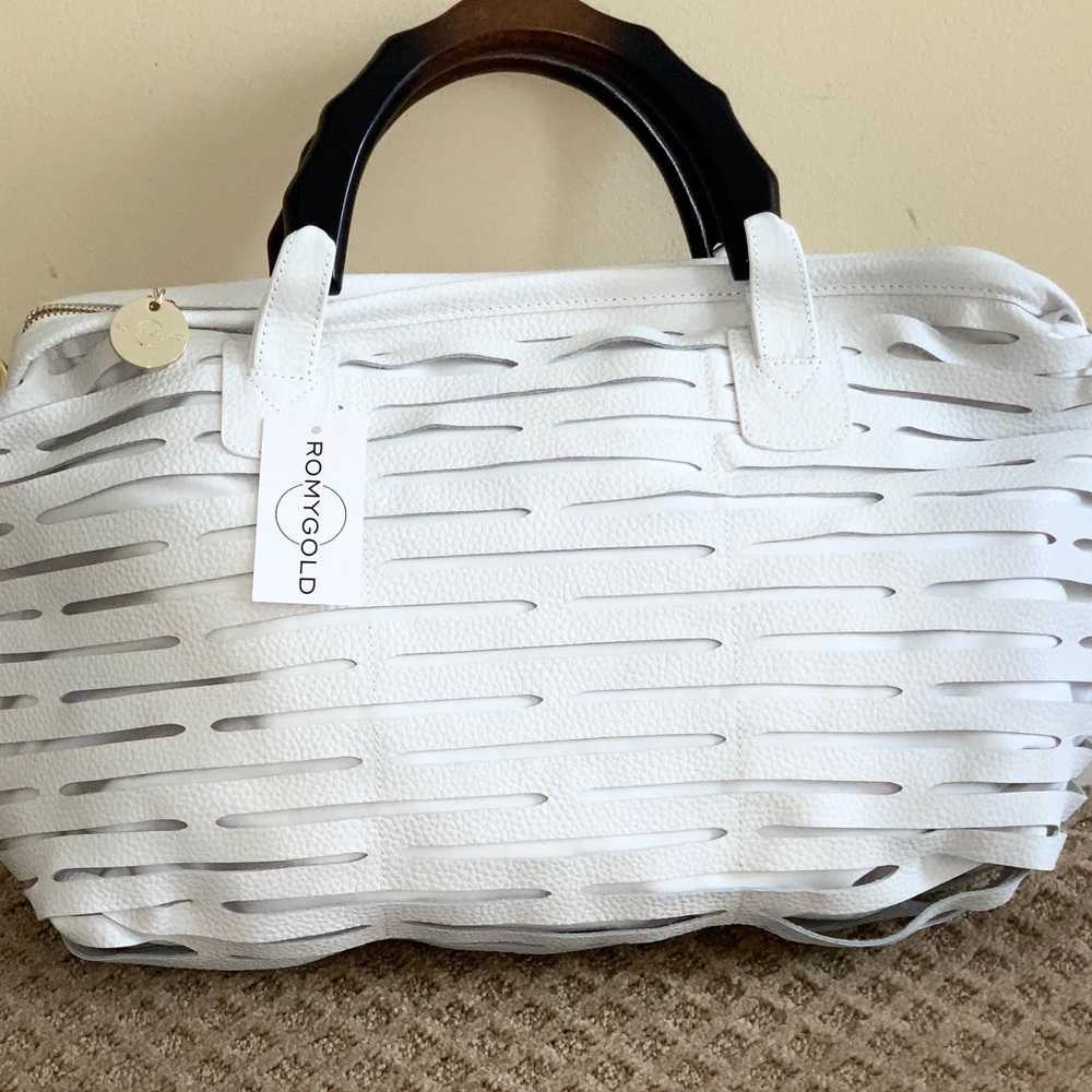 NEVER USED Romygold White Shoulder Bag